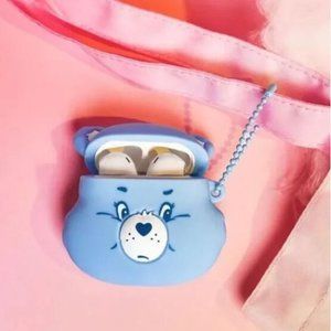 Airpods 1/2 Silicone Case Blue Grumpy Bear Keychain